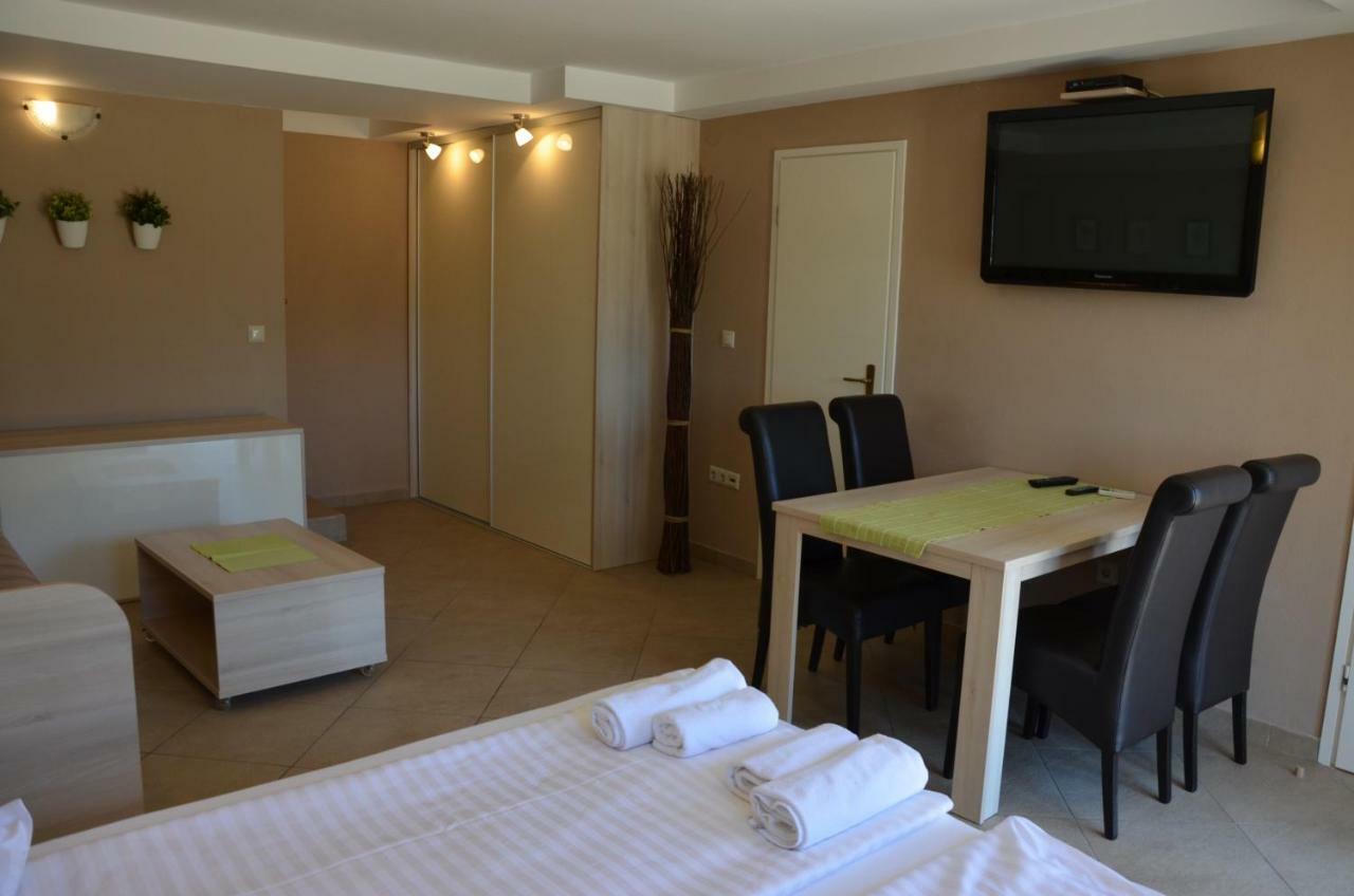 Apartments Mango II Baška Exterior foto